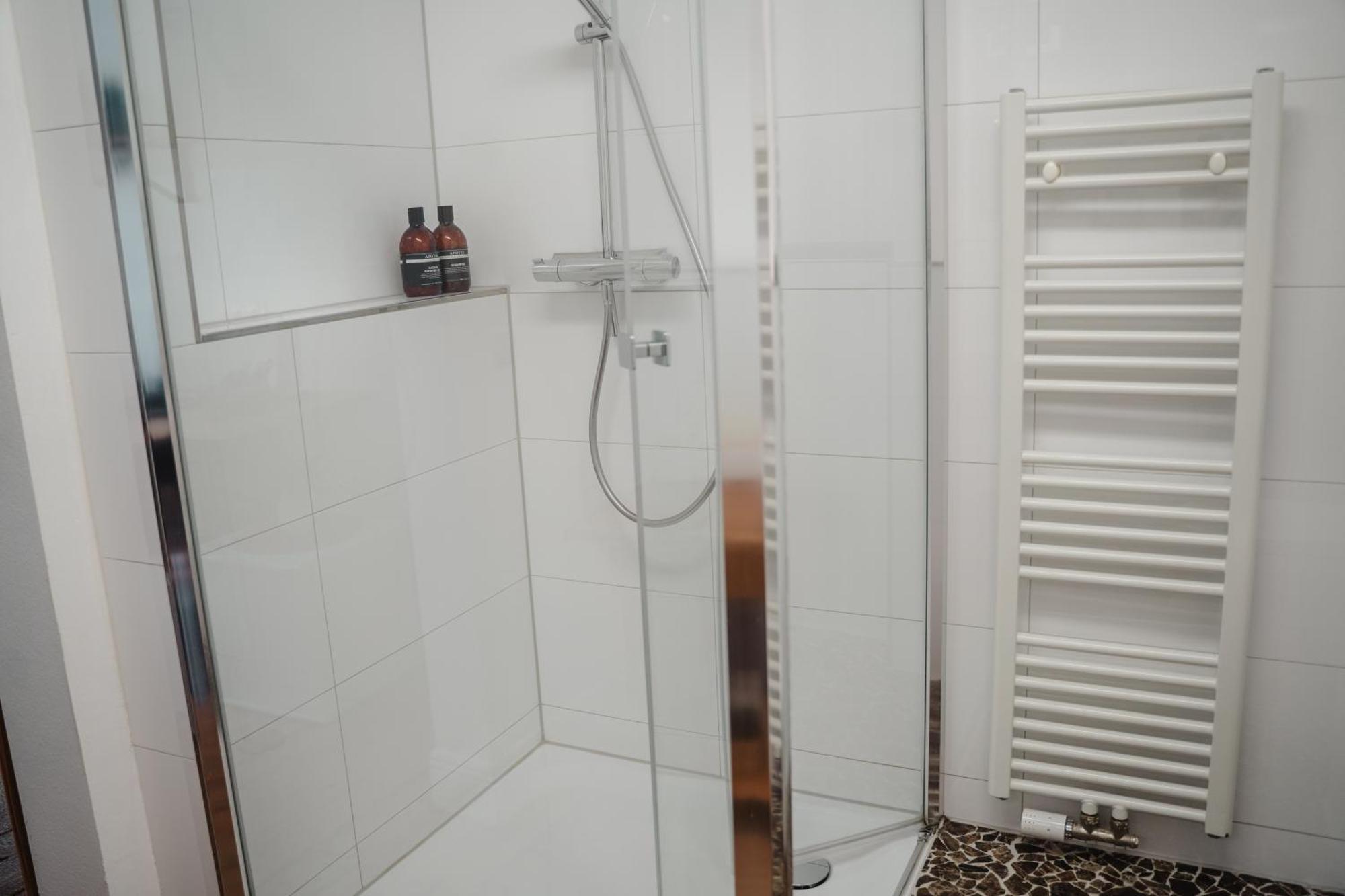 II Gemuetliches 1-Zimmer-Apartment & Eigenes Bad II كوبلنس المظهر الخارجي الصورة
